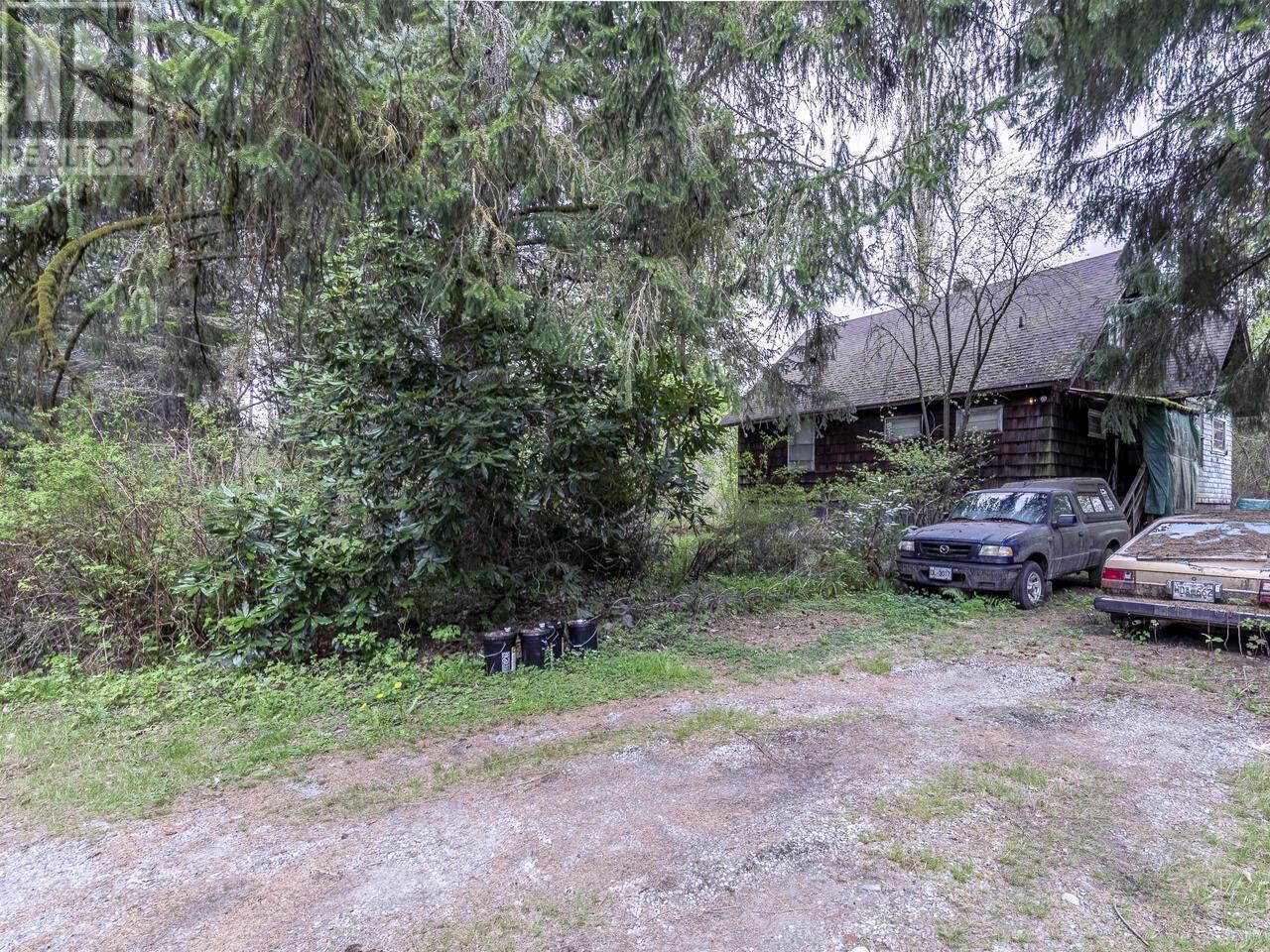 12310 256 Street Property Photo 40