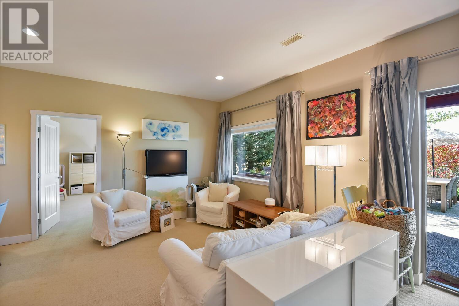 6226 Oracle Road Property Photo 25