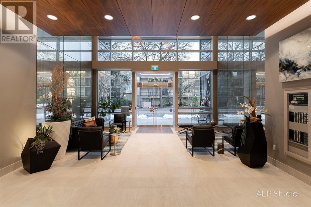 516 6833 Buswell Street Property Photo 19