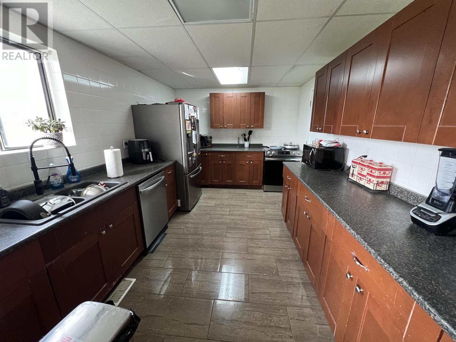1032 Falcon Road Property Photo 11