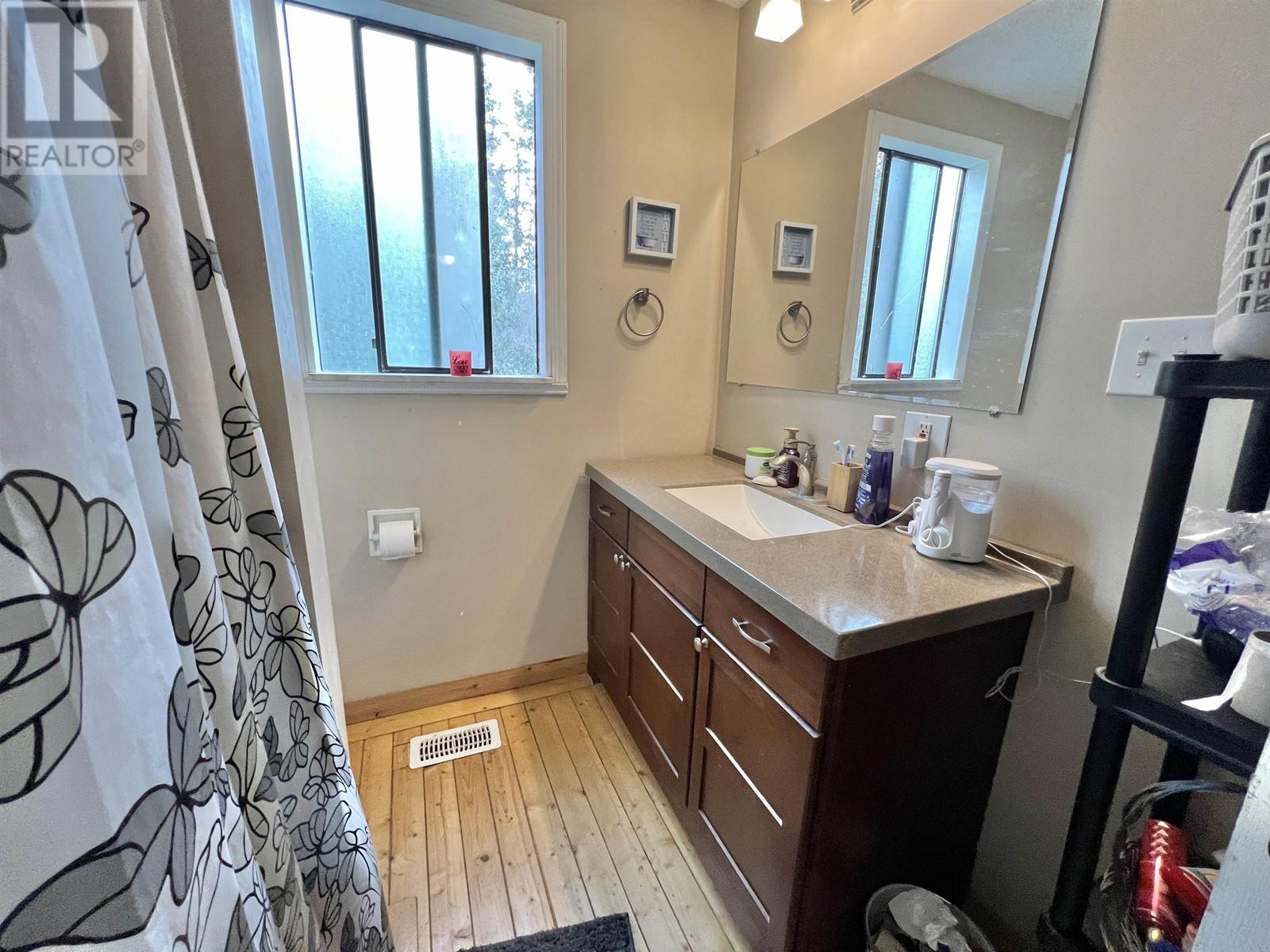 1032 Falcon Road Property Photo 19