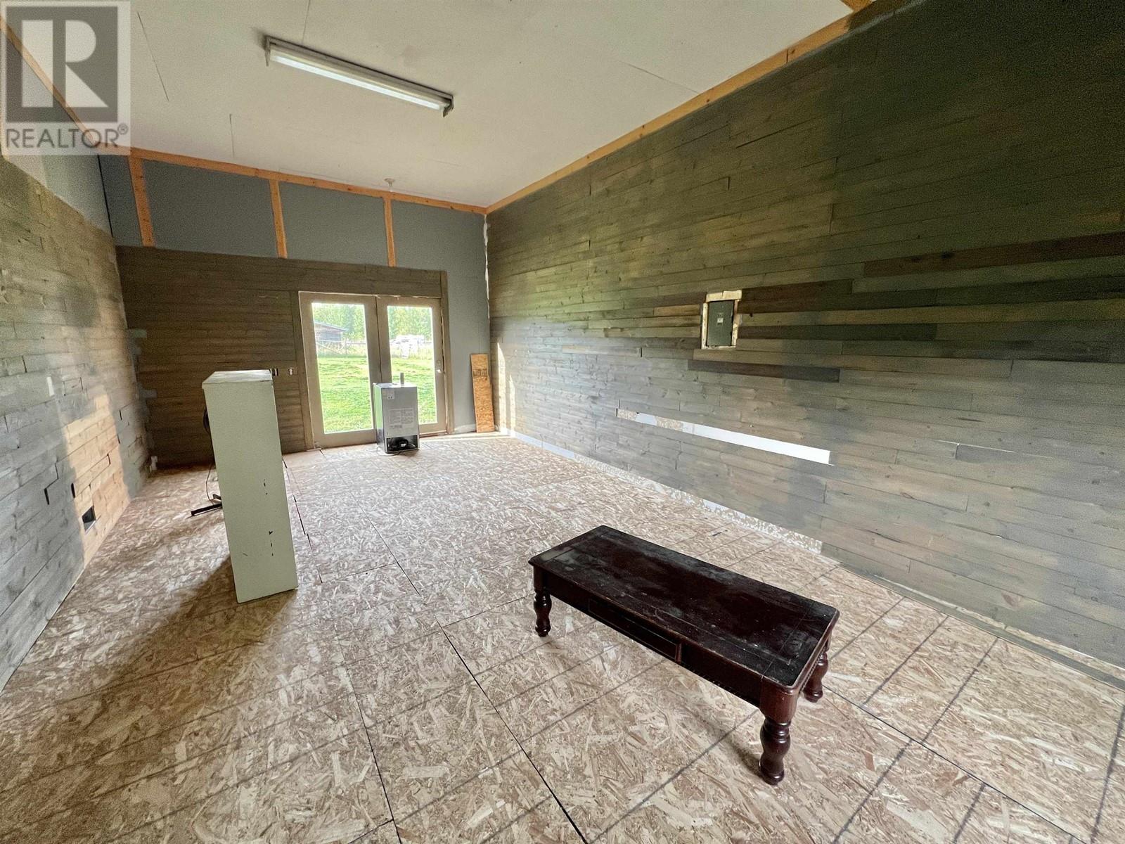 1032 Falcon Road Property Photo 21