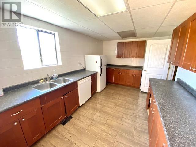 1032 Falcon Road Property Photo 36