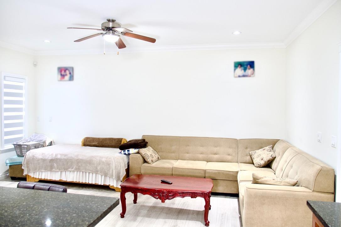 14245 64a Avenue Property Photo 16