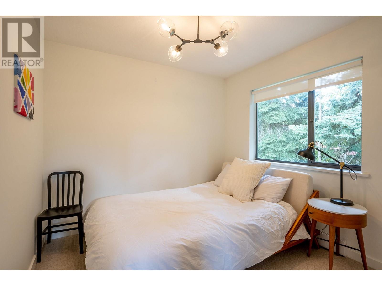 7206 Fitzsimmons Road North Property Photo 13