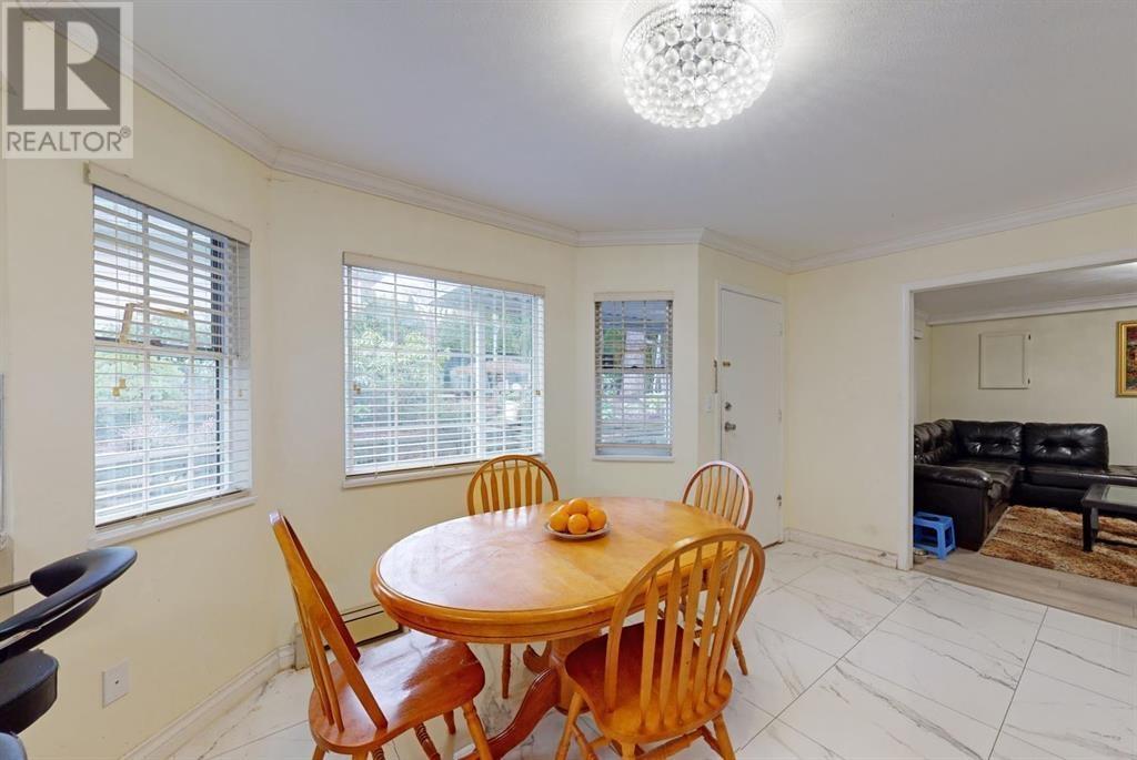 6683 Oak Street Property Photo 12