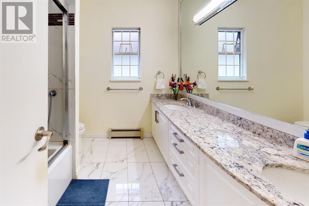 6683 Oak Street Property Photo 29