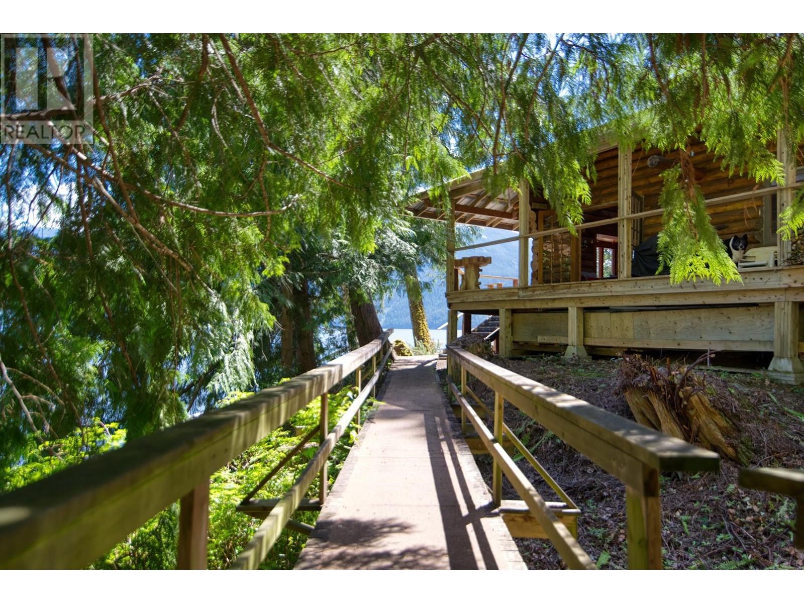 Dl4055 Jervis Inlet Property Photo 15