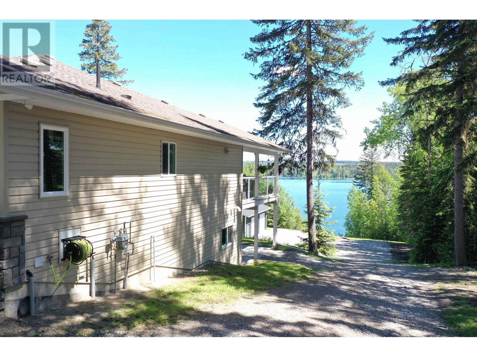 4976 Ten Mile Lake Road Property Photo 2