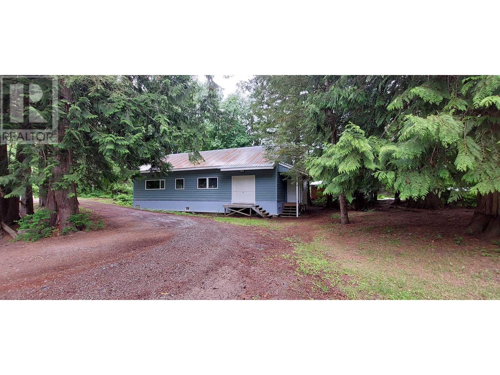 1290 Mackenzie 20 Highway Property Photo 8