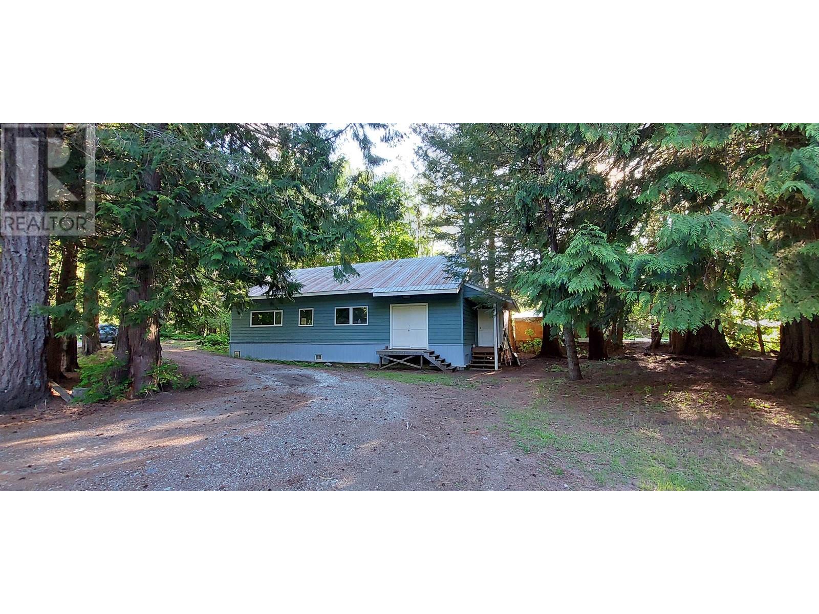 1290 Mackenzie 20 Highway Property Photo 9