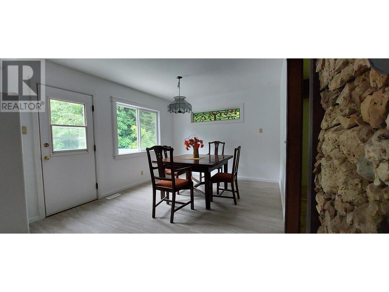 1290 Mackenzie 20 Highway Property Photo 10