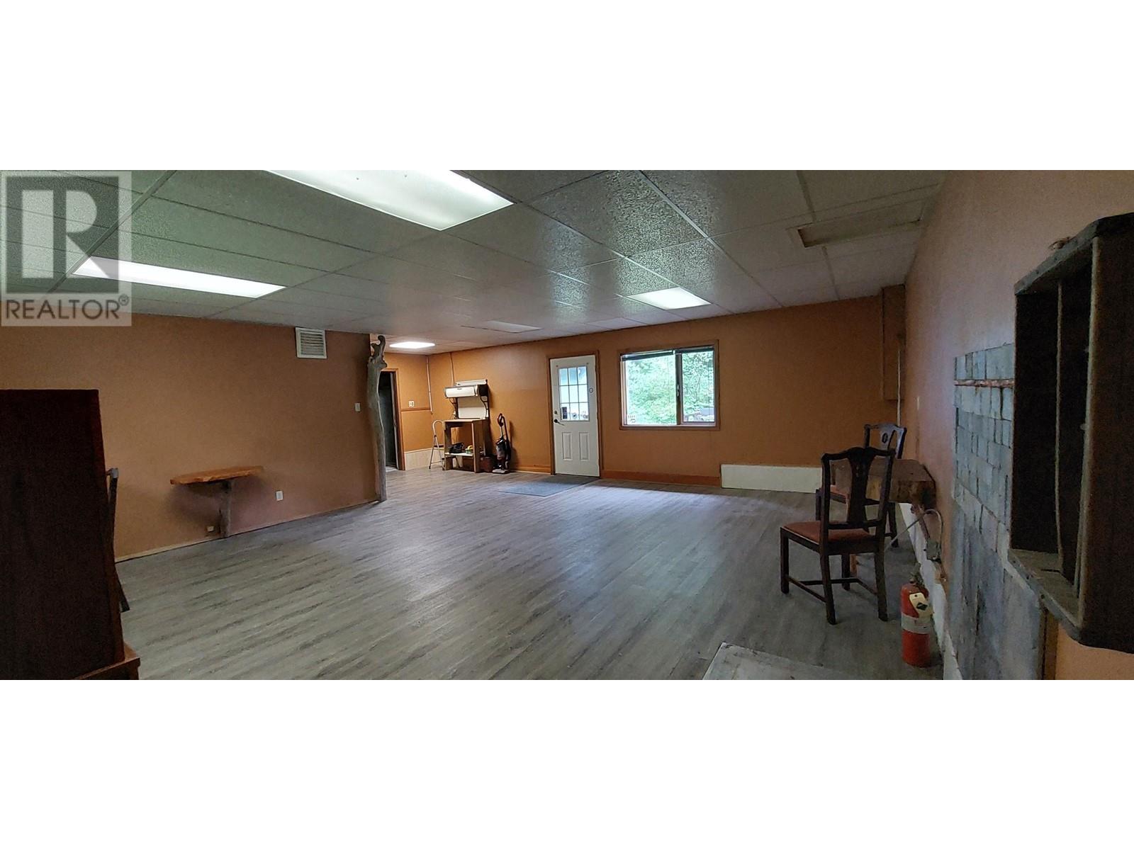 1290 Mackenzie 20 Highway Property Photo 32