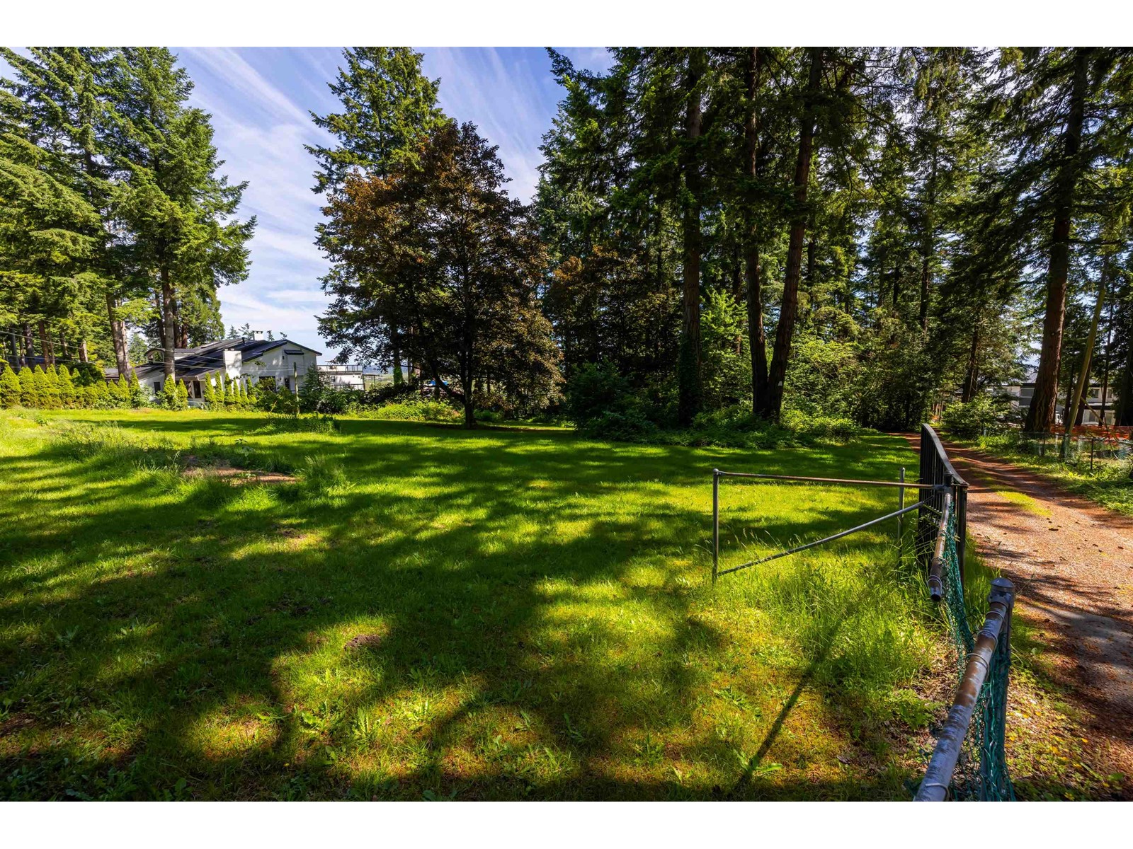 12482 53 Avenue Property Photo 3