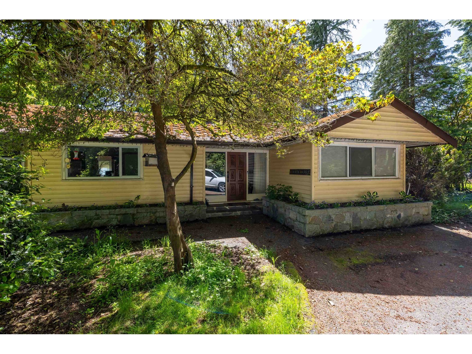 12482 53 Avenue Property Photo 5
