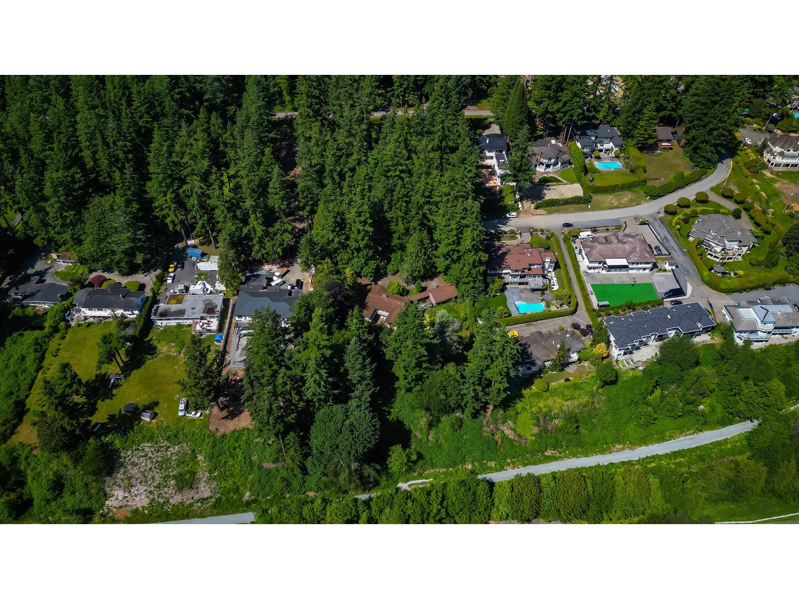 12482 53 Avenue Property Photo 12