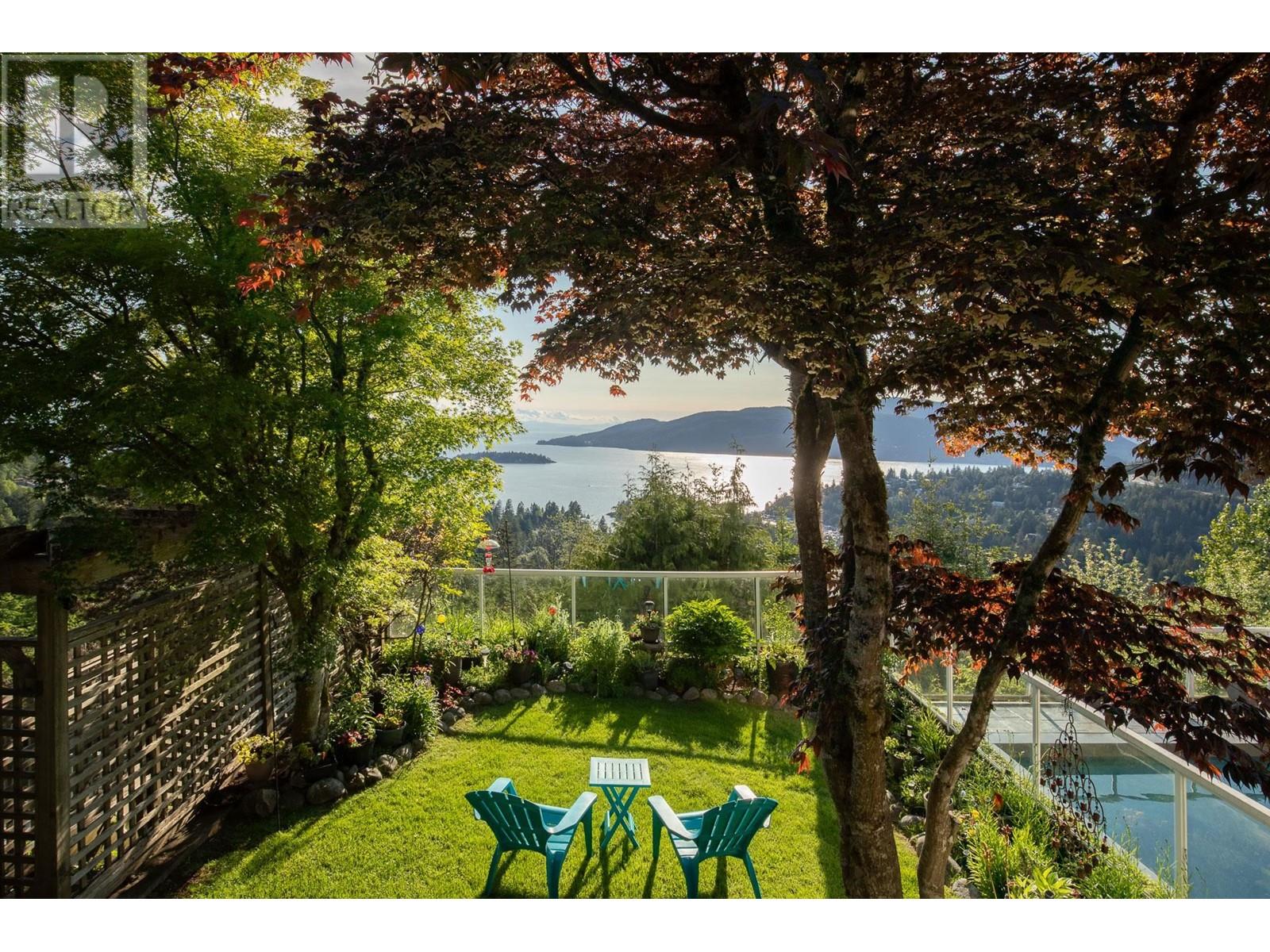 4729 Woodburn Road Property Photo 4