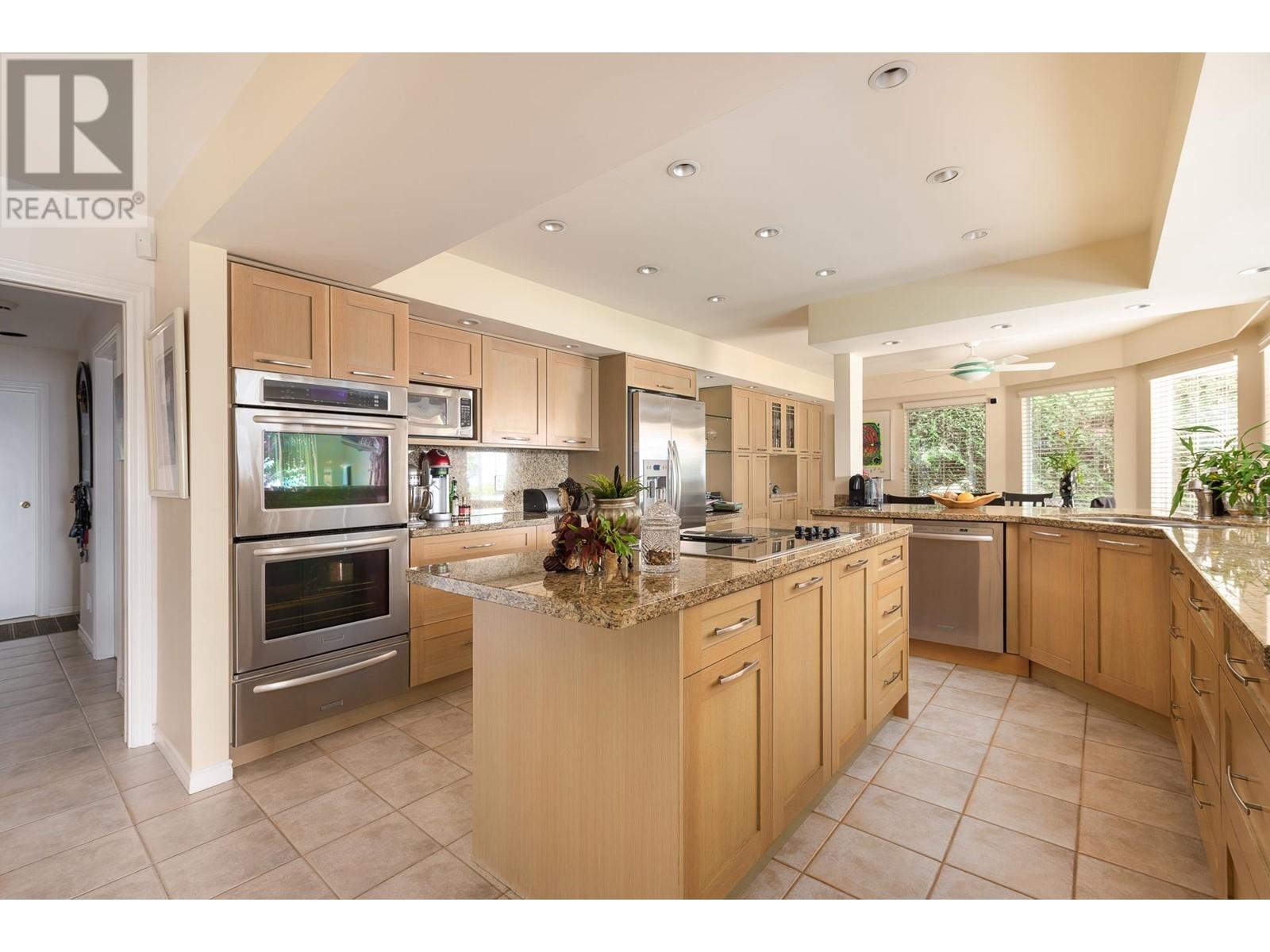 4729 Woodburn Road Property Photo 7
