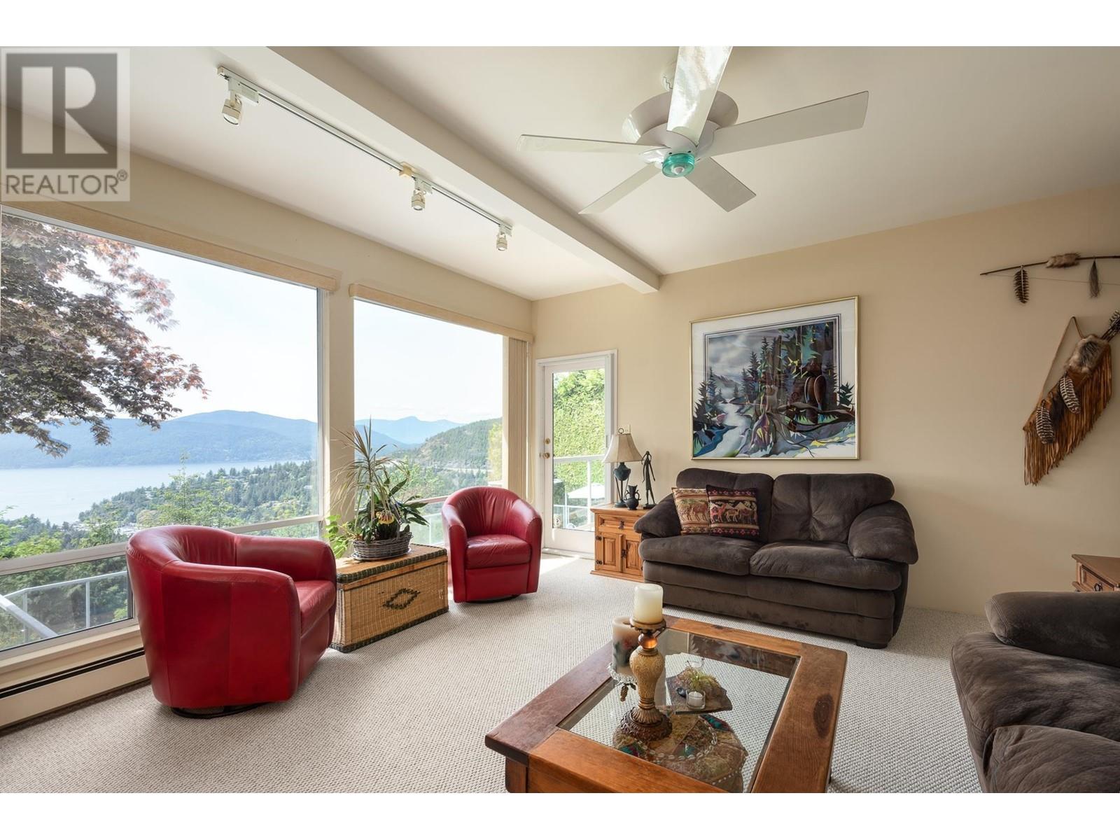 4729 Woodburn Road Property Photo 10