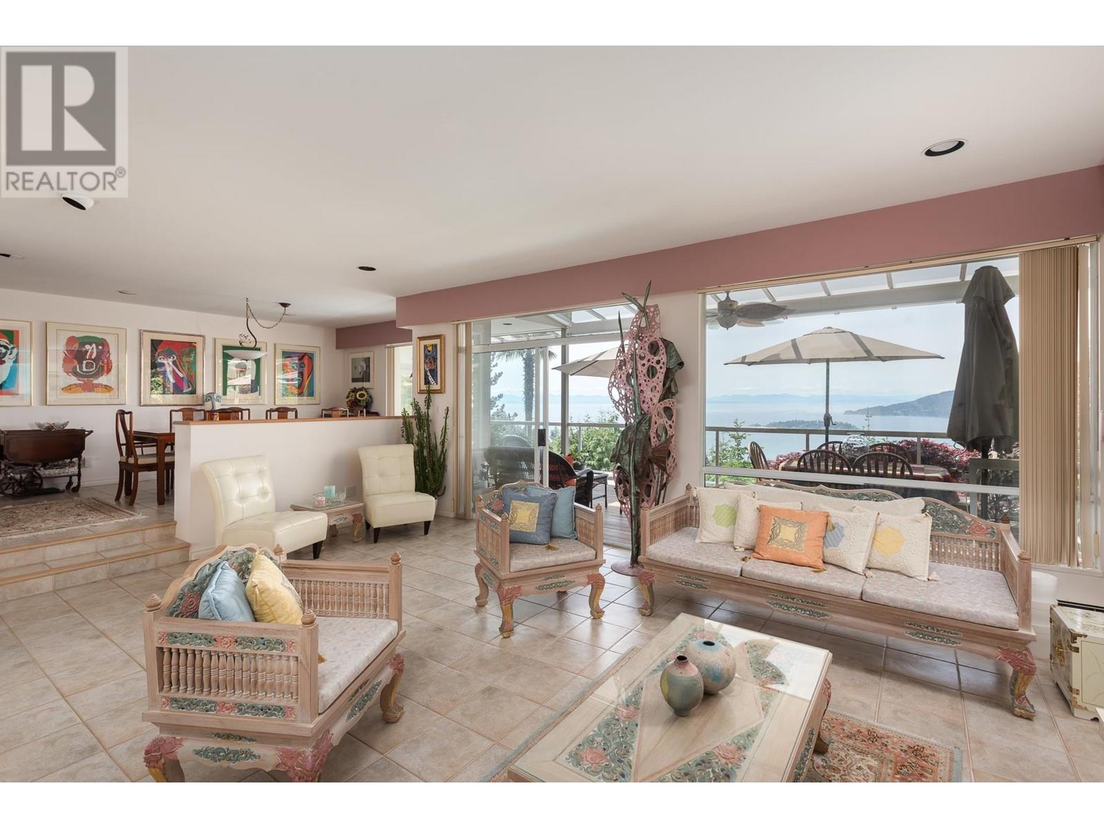 4729 Woodburn Road Property Photo 15