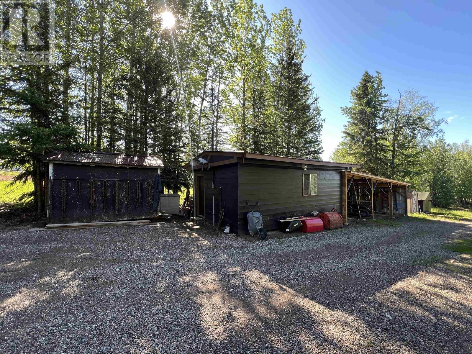 7639 Old Alaska Highway Property Photo 28