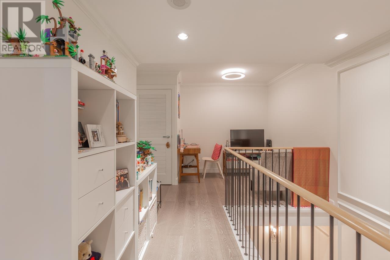 493 Broughton Street Property Photo 19
