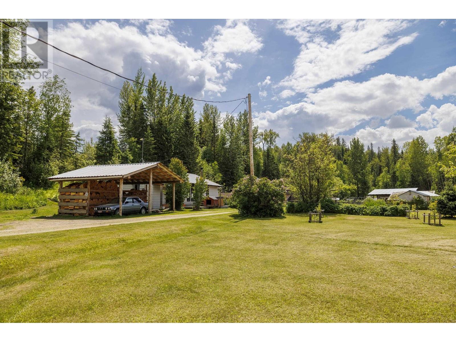 9201 Loos Road Property Photo 2