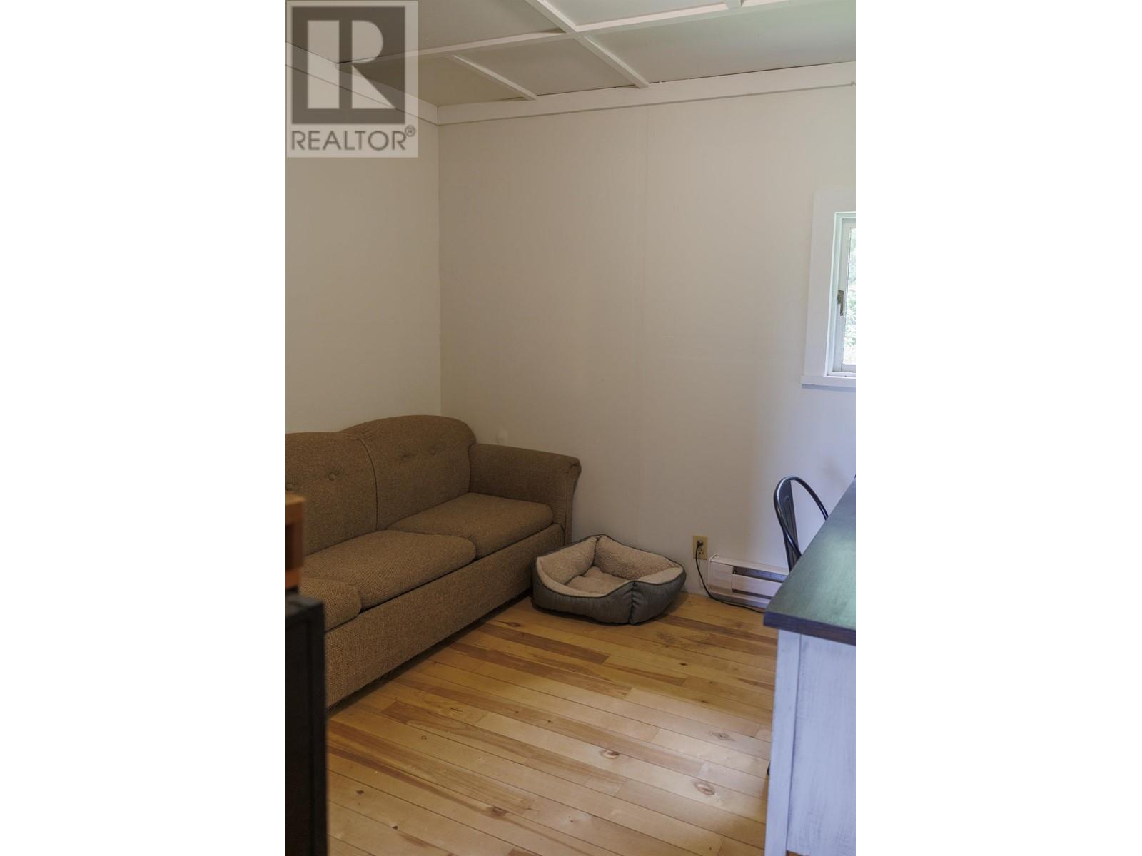 9201 Loos Road Property Photo 16