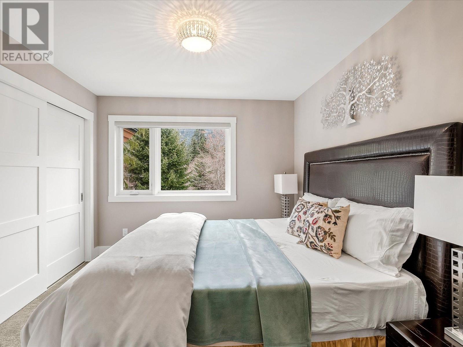 8419 Golden Bear Place Property Photo 21