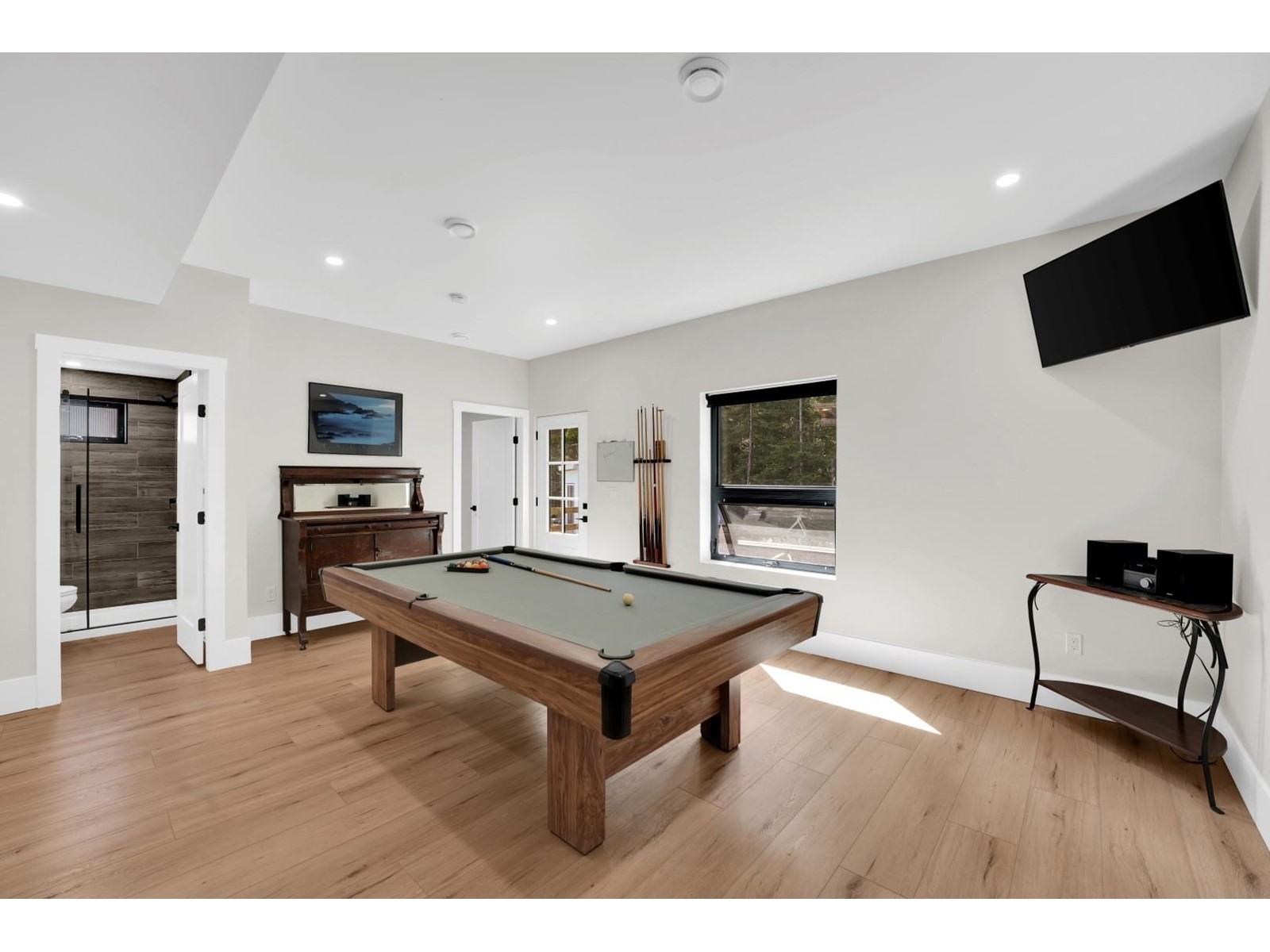 47020 Snowmist Drive Property Photo 31