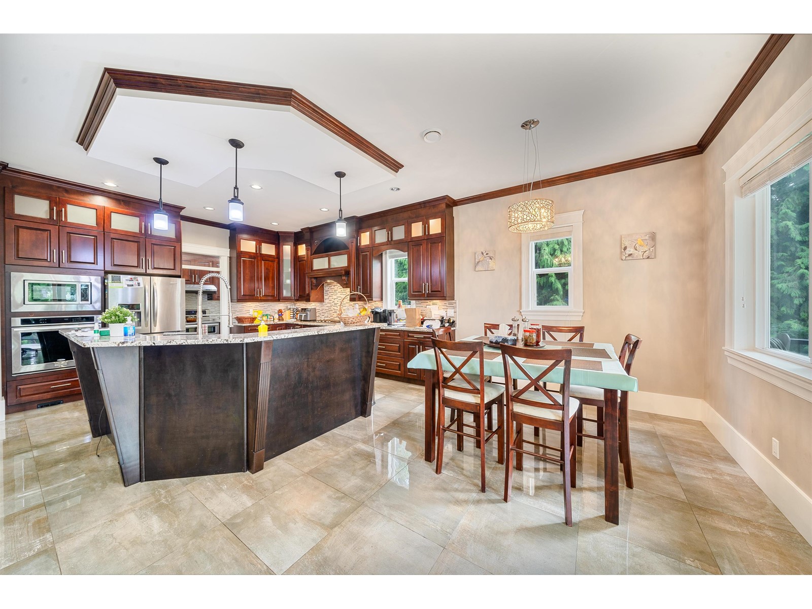 12701 107a Avenue Property Photo 5