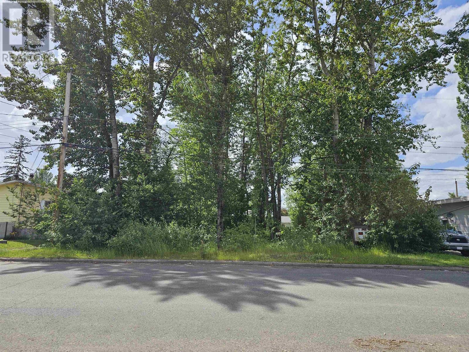 2307-2311 Oak Street Property Photo 1