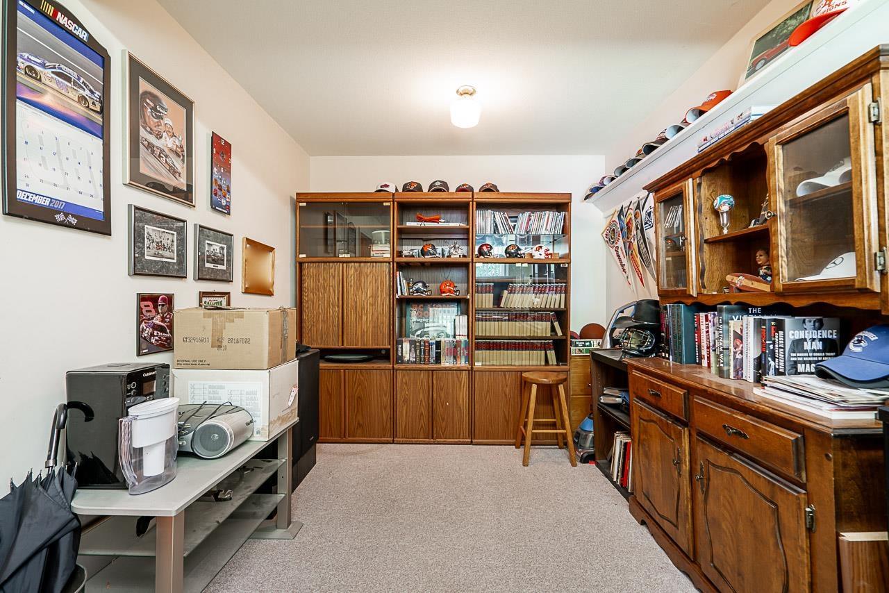 27296 29a Avenue Property Photo 25