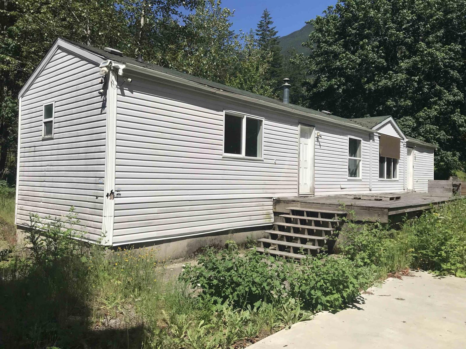 68451 Othello Road, Hope Property Photo 1