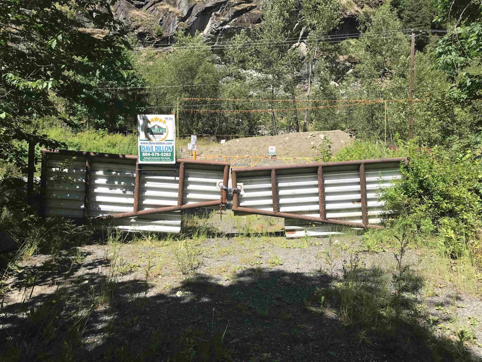 68451 Othello Road, Hope Property Photo 2