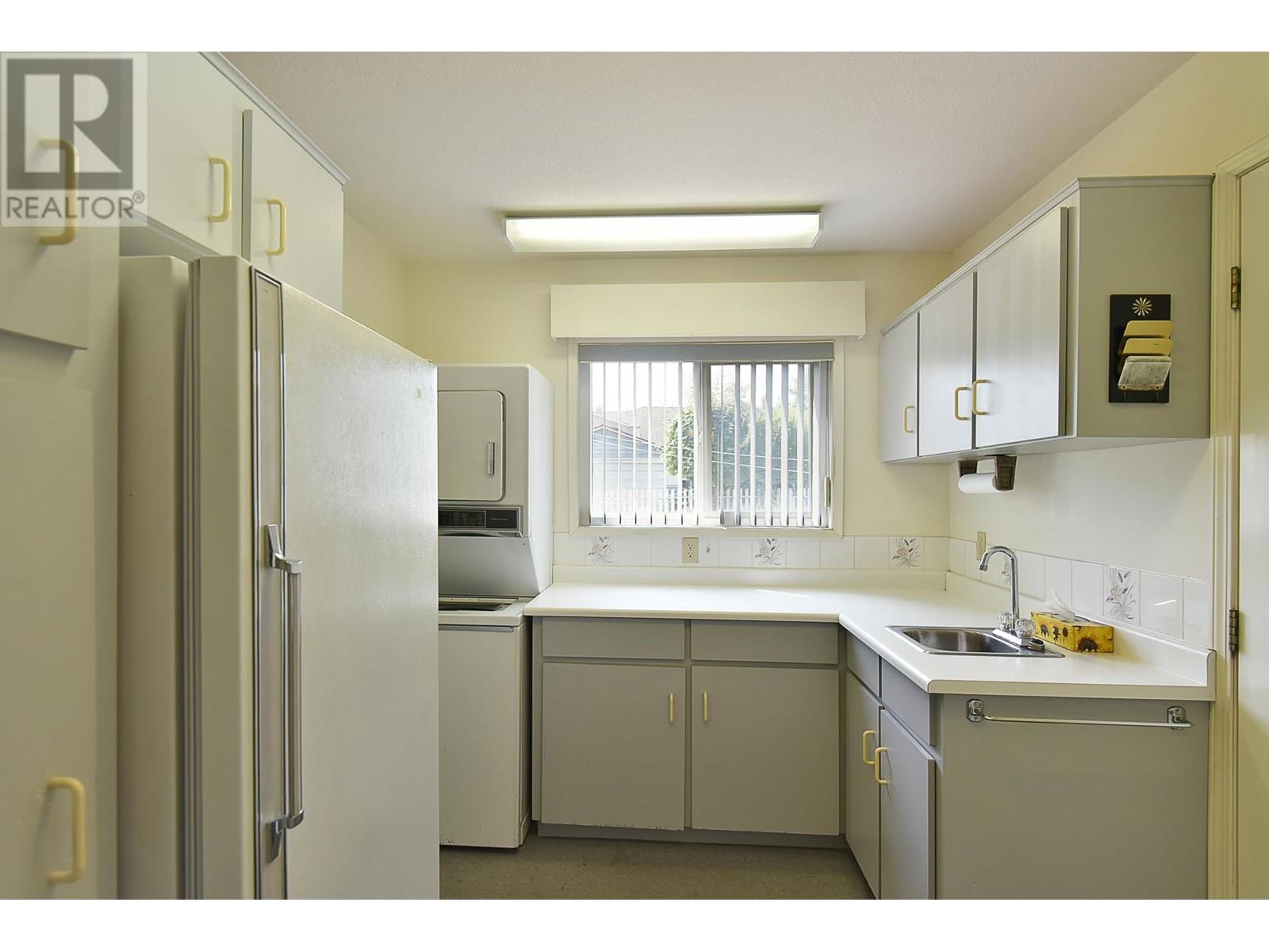 5703 Dolphin Street Property Photo 15
