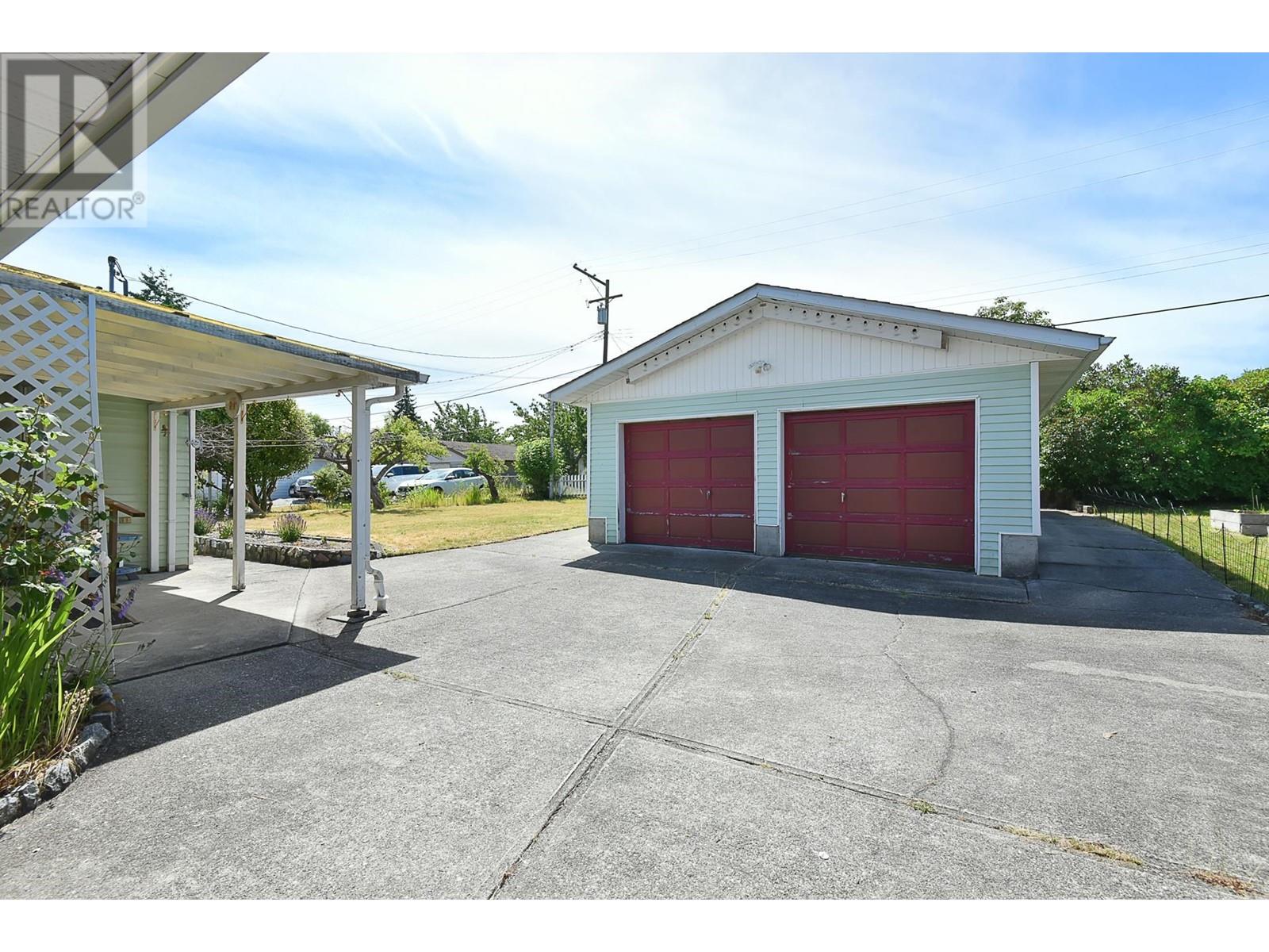 5703 Dolphin Street Property Photo 17