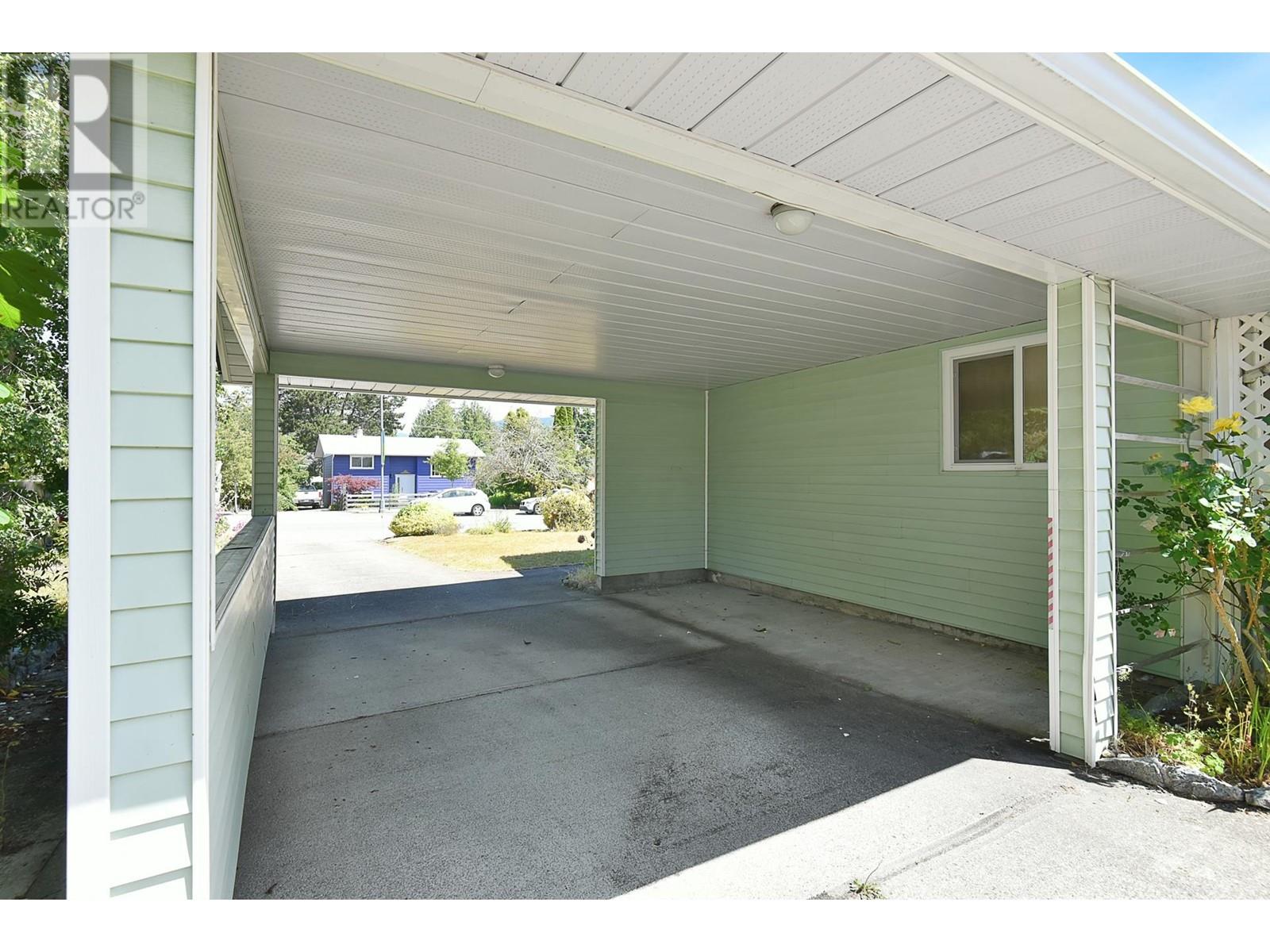 5703 Dolphin Street Property Photo 25