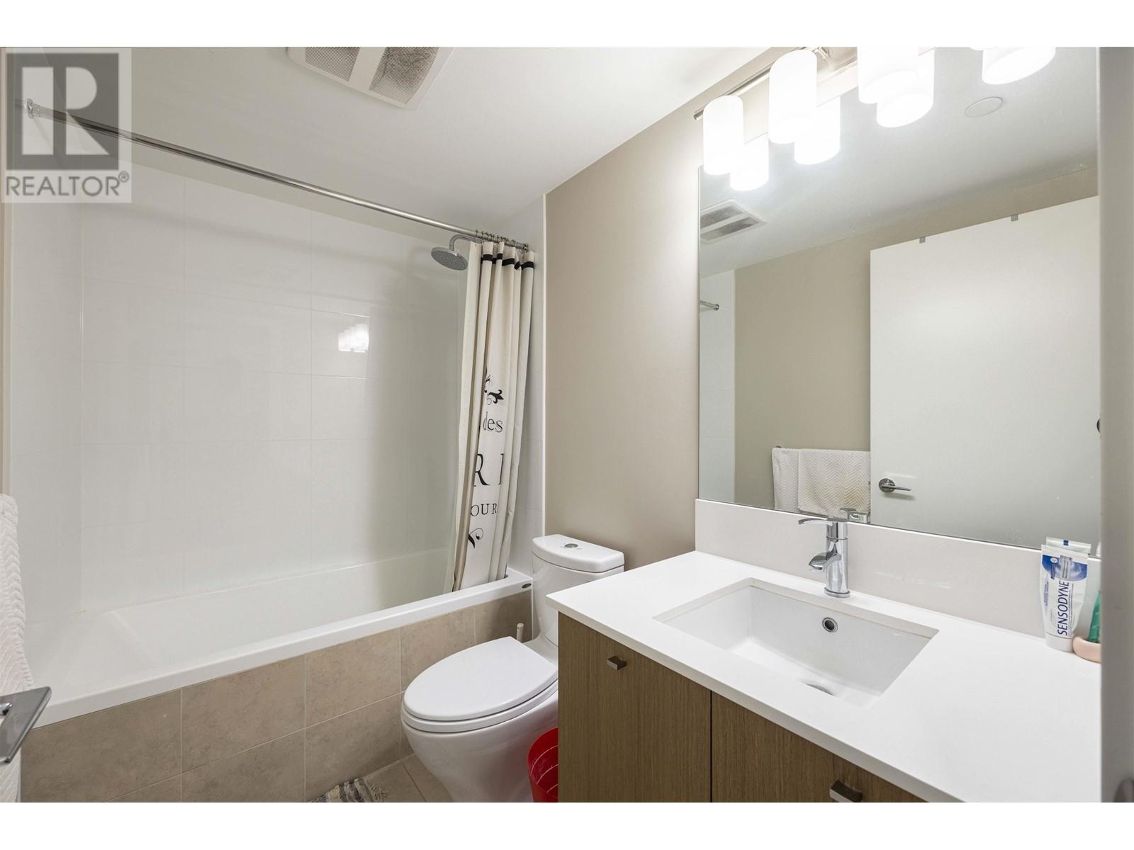 6009 5511 Hollybridge Way Property Photo 6