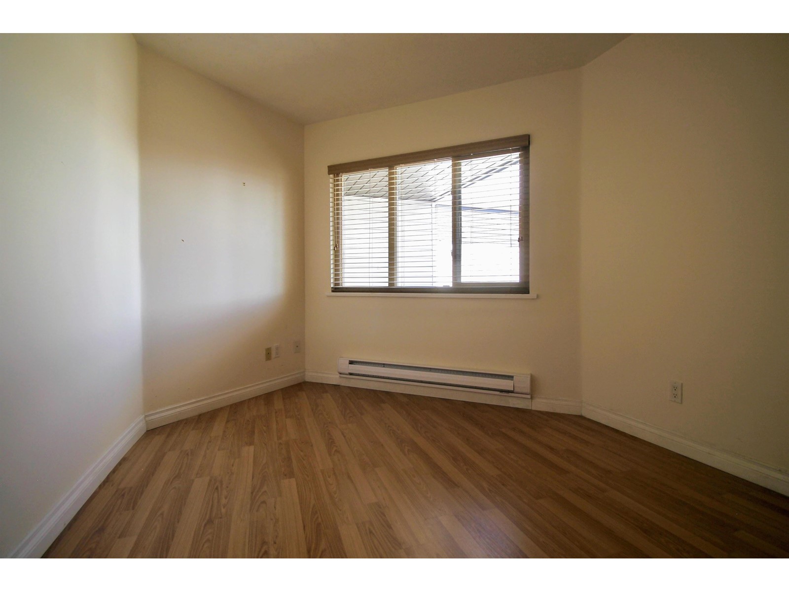1469 Merklin Street Property Photo 12