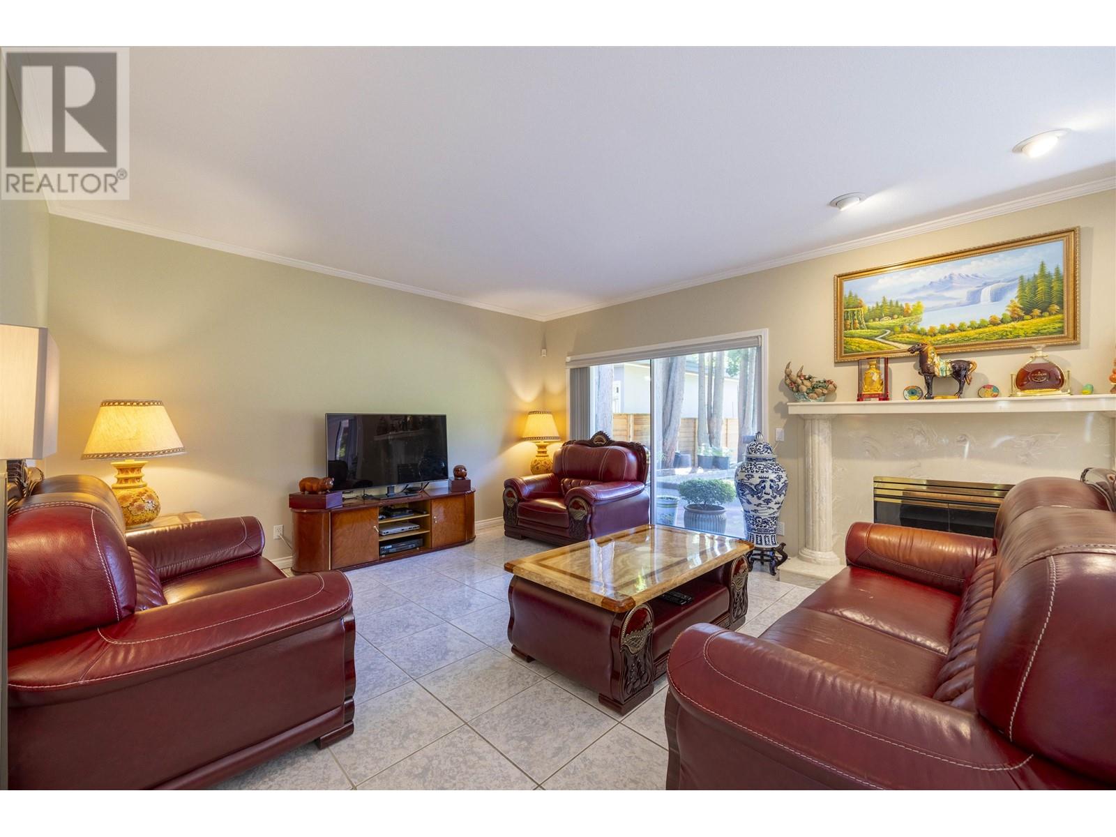 7251 Bridge Street Property Photo 4