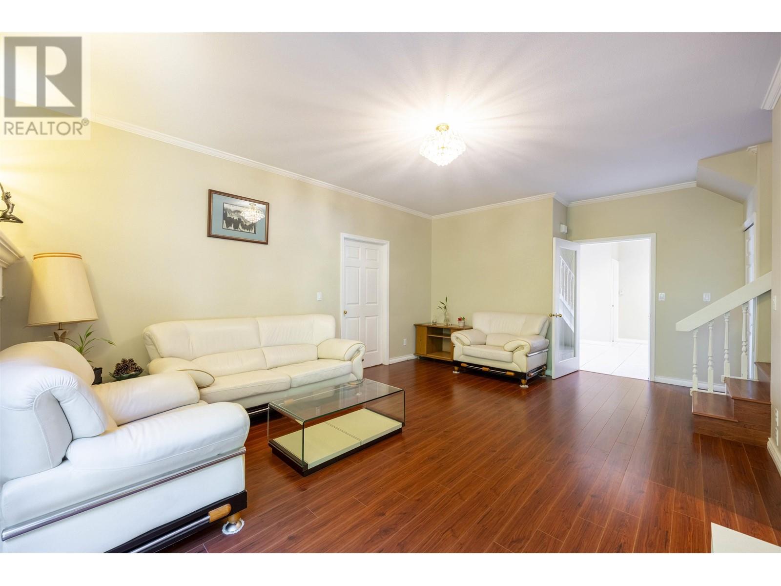 7251 Bridge Street Property Photo 6