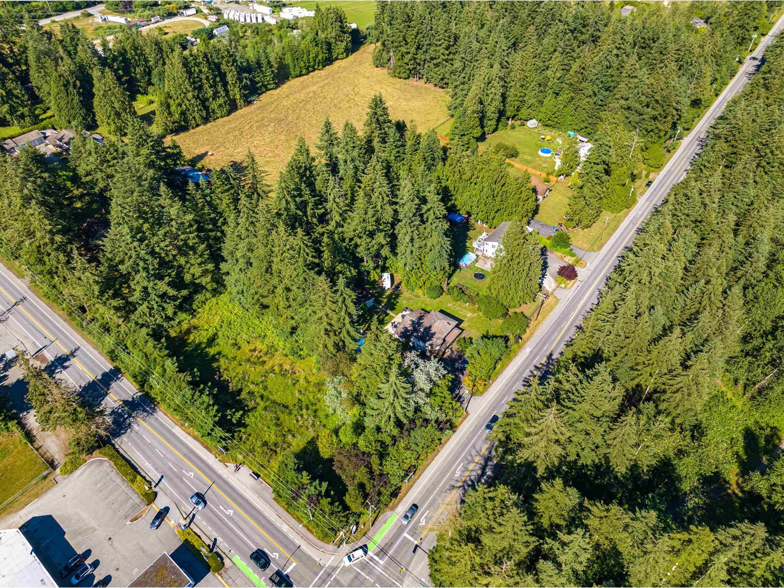 20877 40 Avenue Property Photo 16