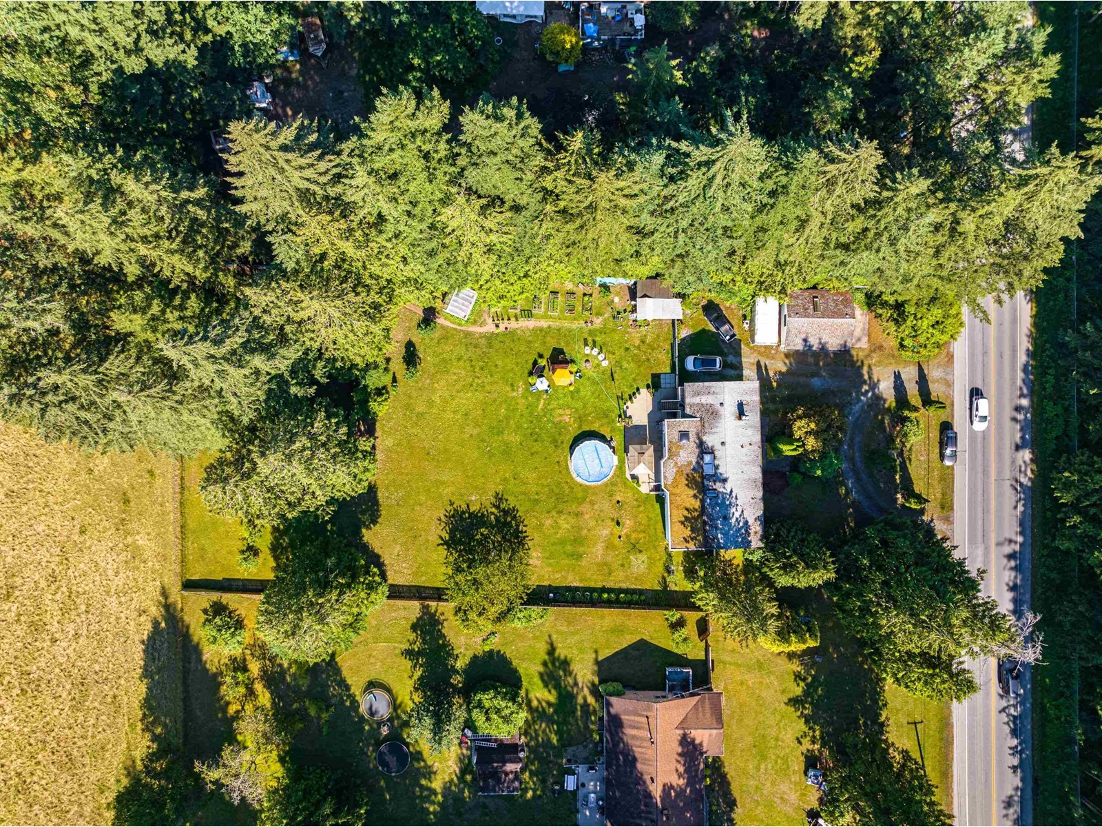 20877 40 Avenue Property Photo 18
