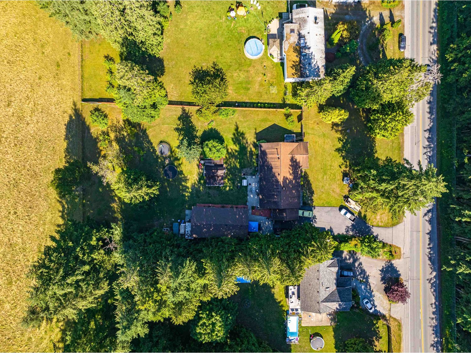 20877 40 Avenue Property Photo 19