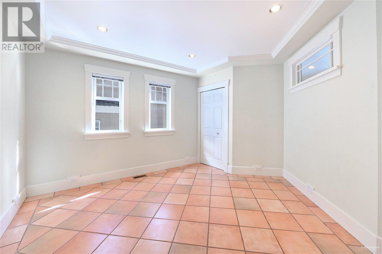 7708 Heather Street Property Photo 22