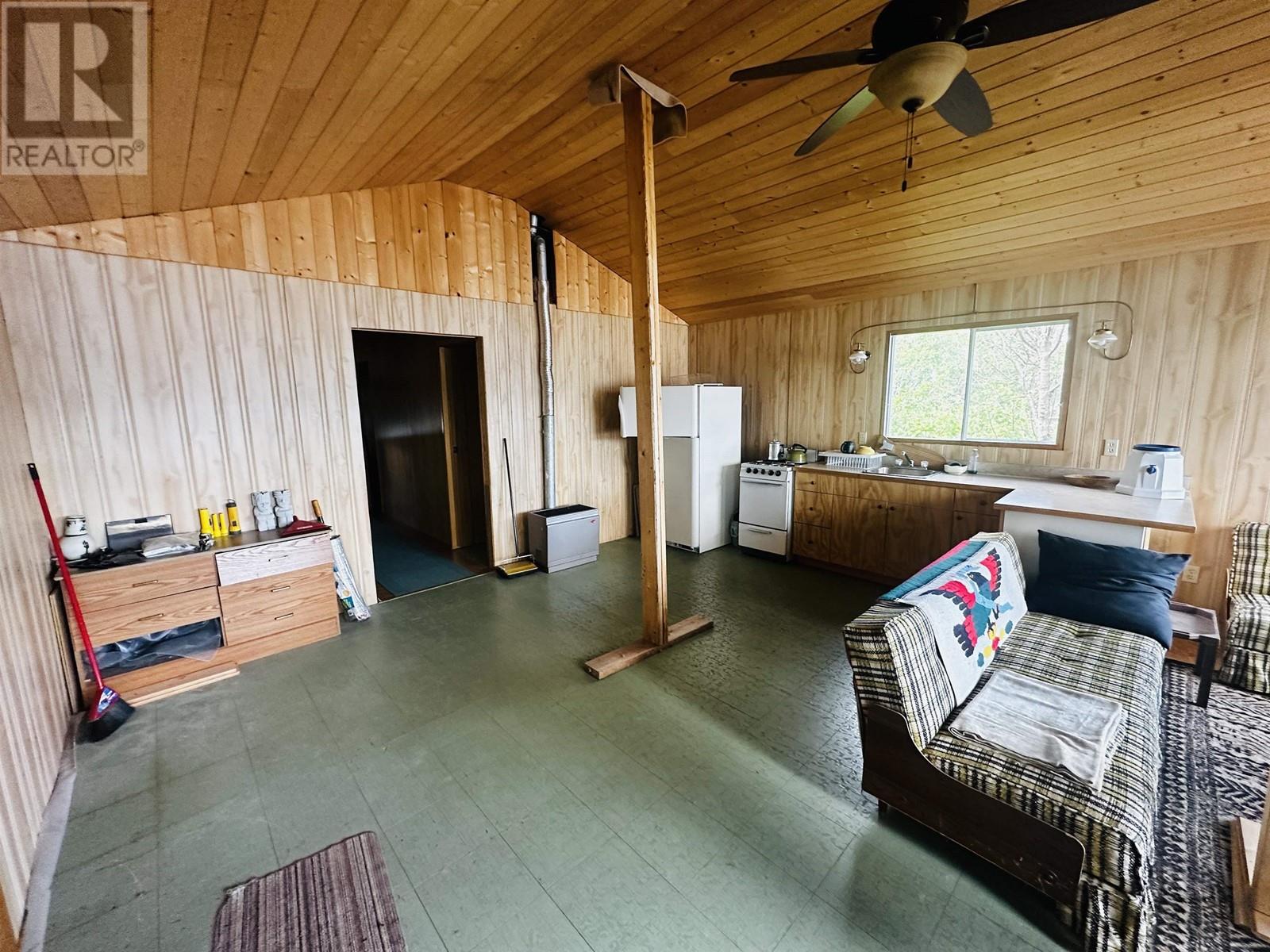 39784 Babine Lake Road Property Photo 33