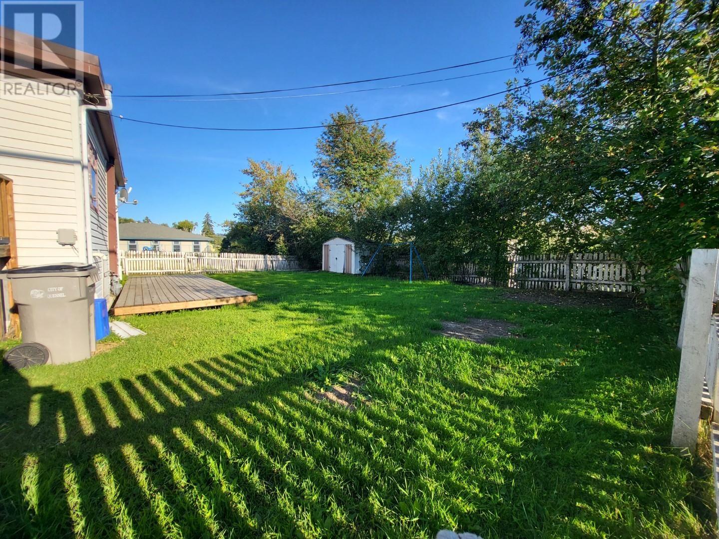 424 Bowron Avenue Property Photo 4