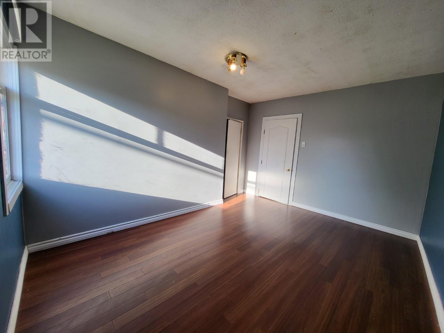 424 Bowron Avenue Property Photo 19