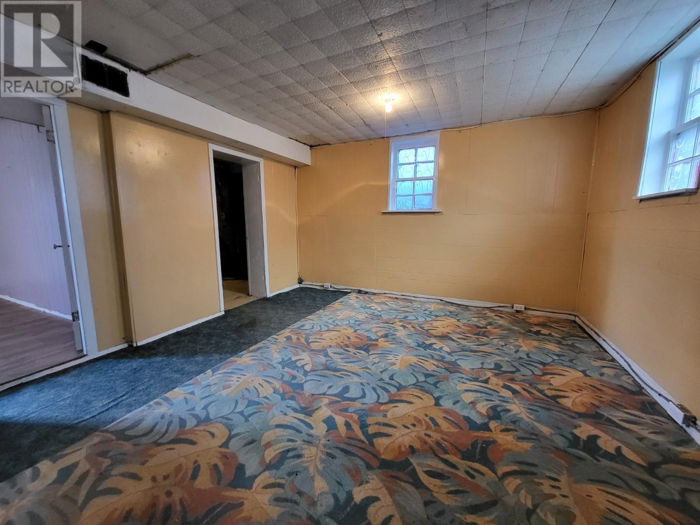 424 Bowron Avenue Property Photo 26